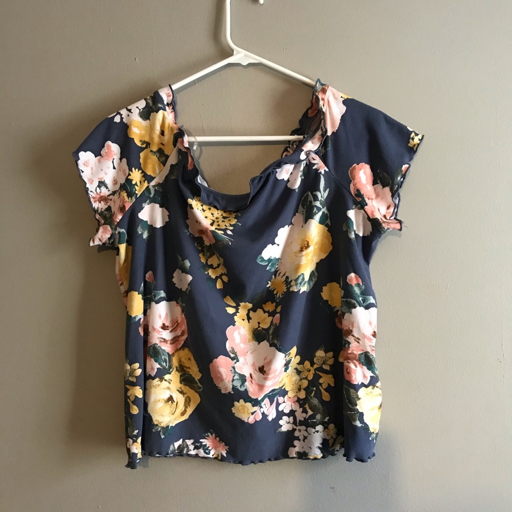 Flowery Blouse ♥️
